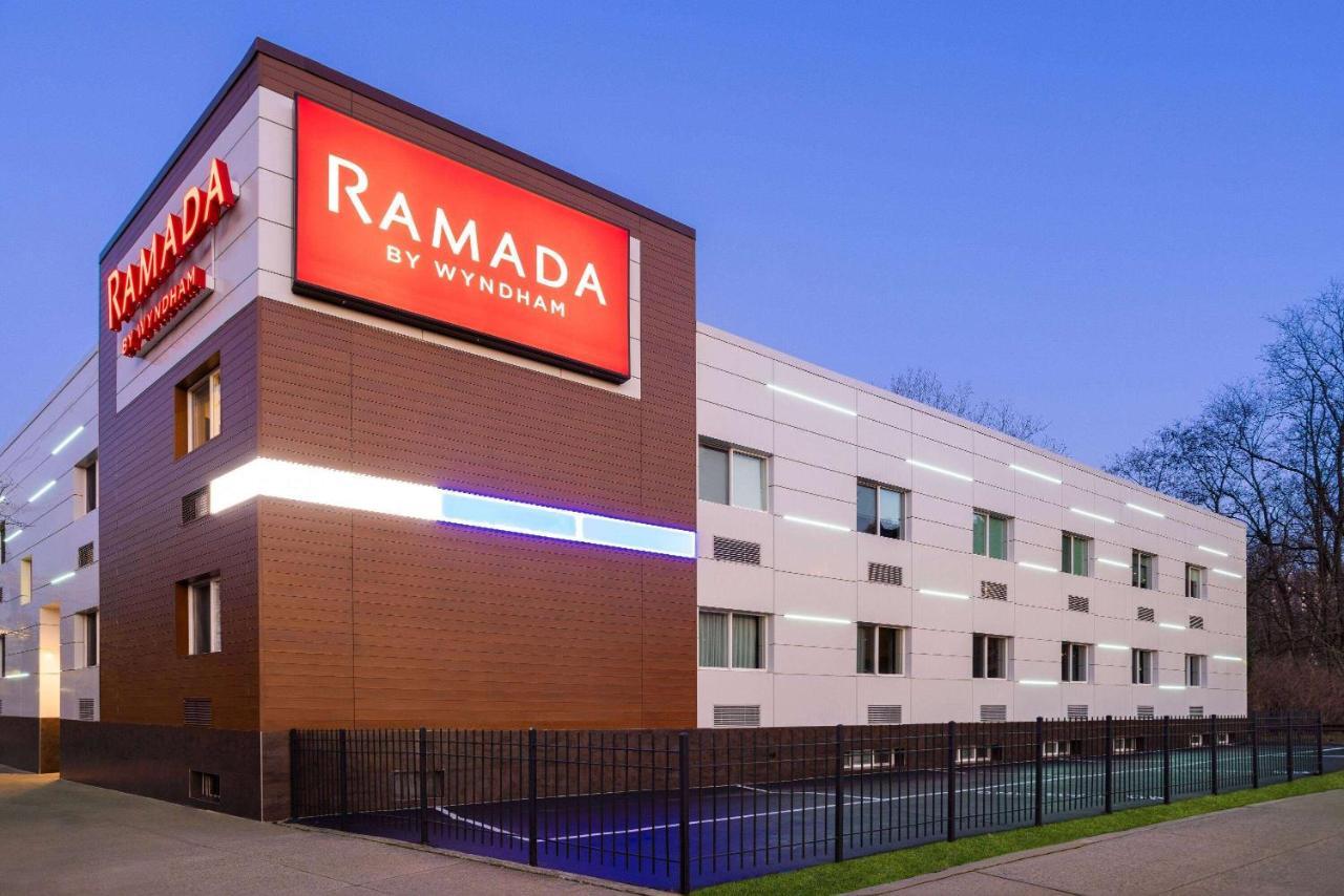 Ramada By Wyndham Bronx Hotel New York Kültér fotó